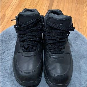 Nike ACG Boots